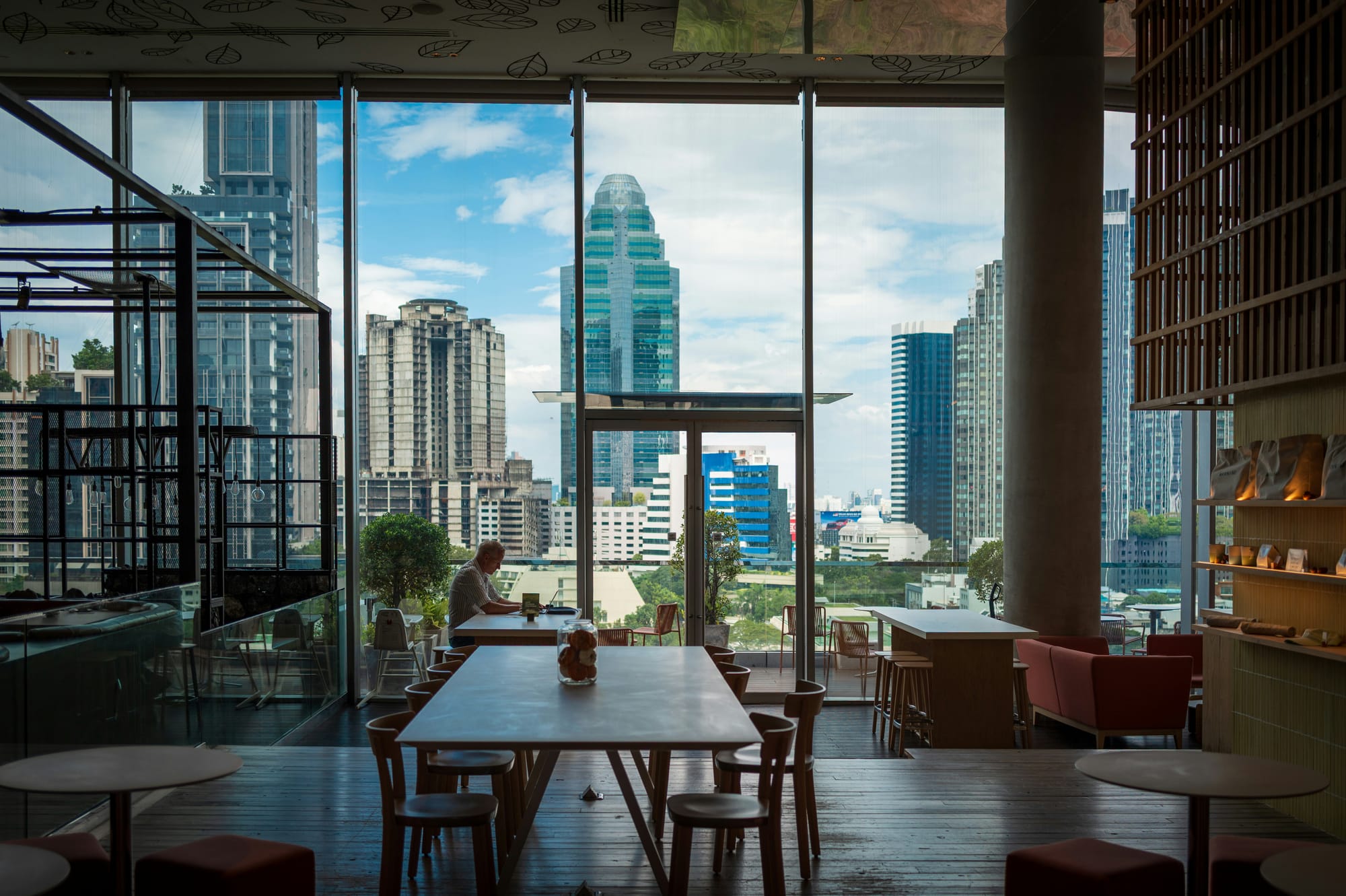 [Newsletter] Remote Work in 2026: Plot Twists Included